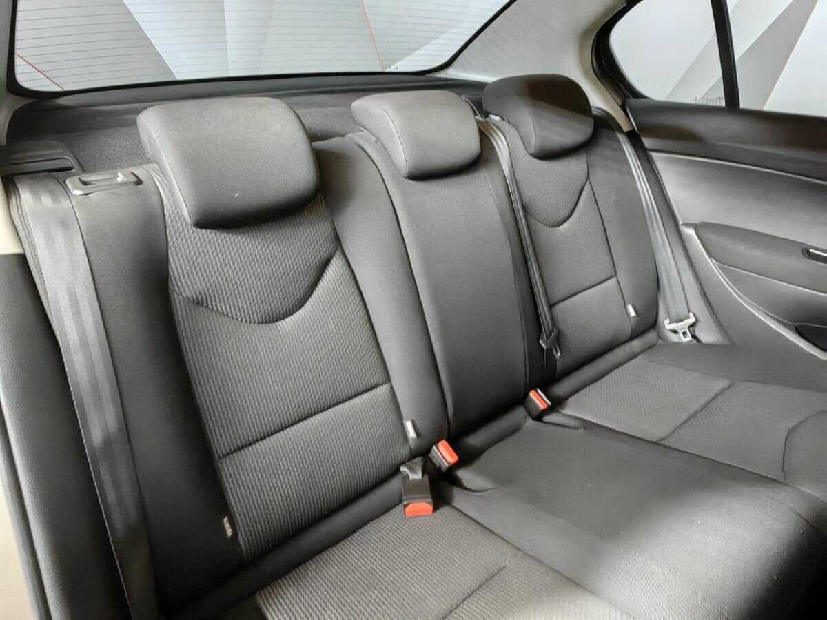 Купить Peugeot 408, 2014, 206 094 км.. Фото: #12