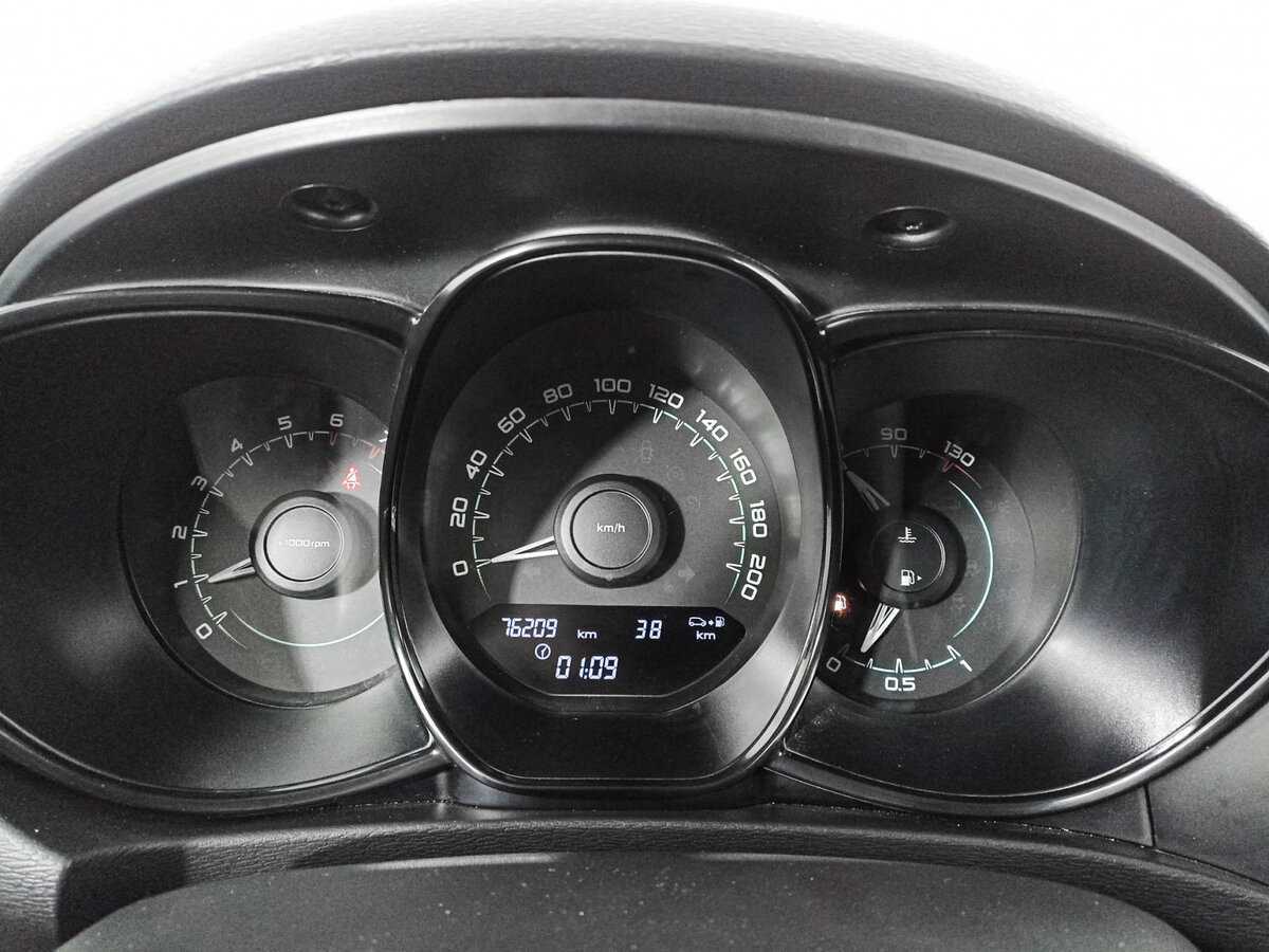 Купить Lada (ВАЗ) Vesta, 2017, 76 195 км.. Фото: #12