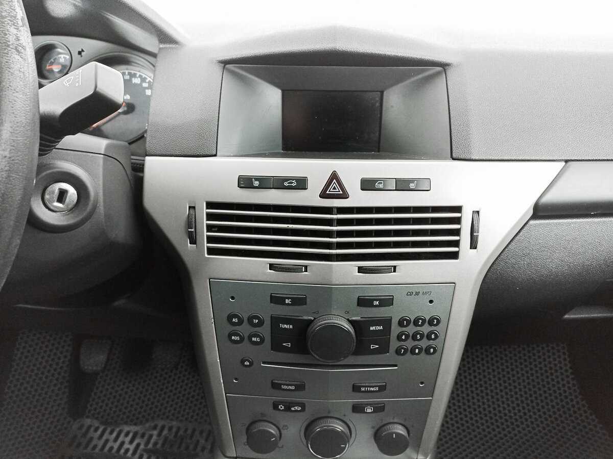 Купить Opel Astra, 2013, 170 567 км.. Фото: #12