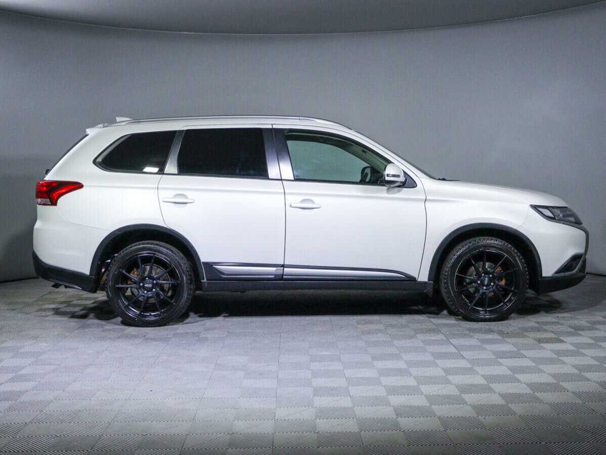 Купить Mitsubishi Outlander, 2019, 49 800 км.. Фото: #3