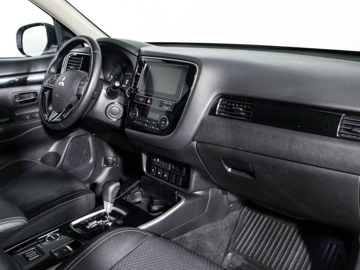 Купить Mitsubishi Outlander, 2019, 49 800 км.. Фото: #8
