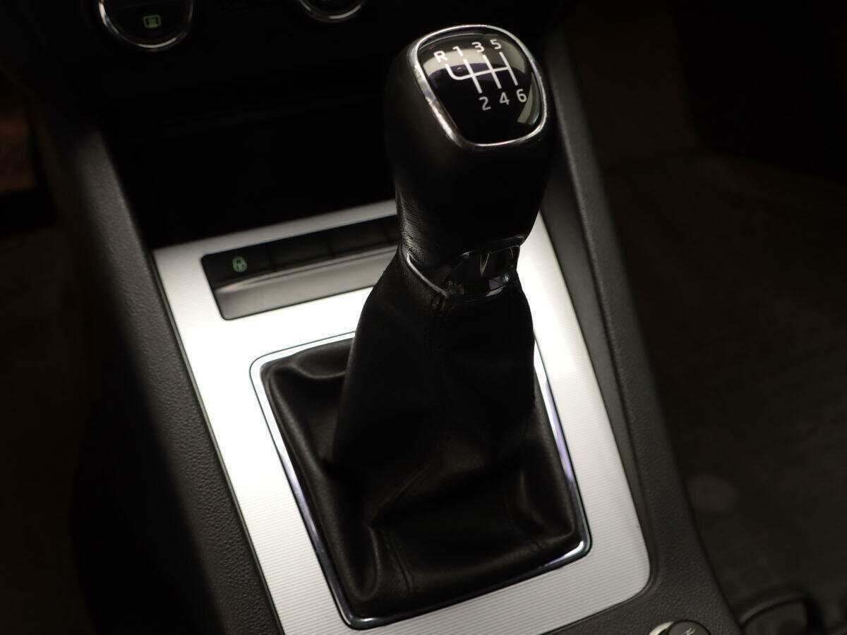 Купить Skoda Octavia, 2013, 246 399 км.. Фото: #16