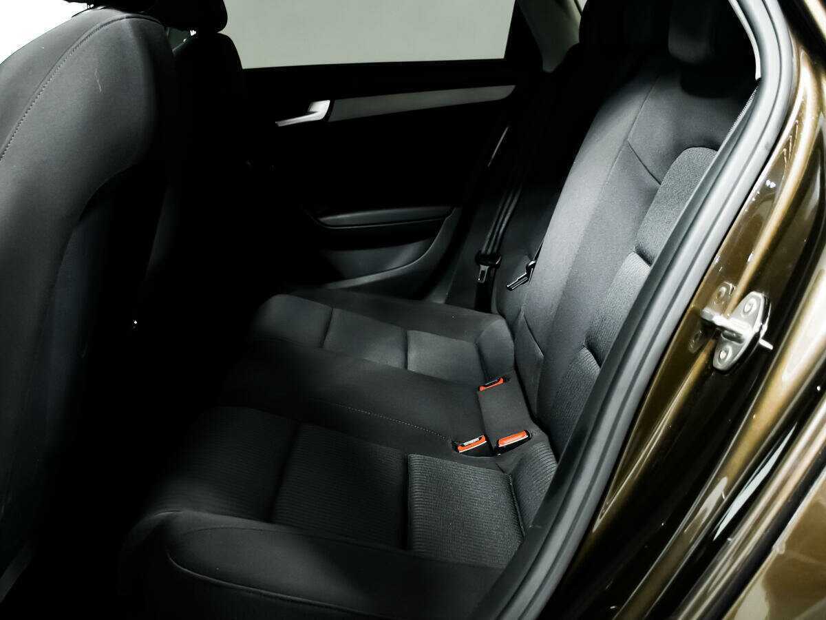 Купить Audi A4, 2013, 165 390 км.. Фото: #9