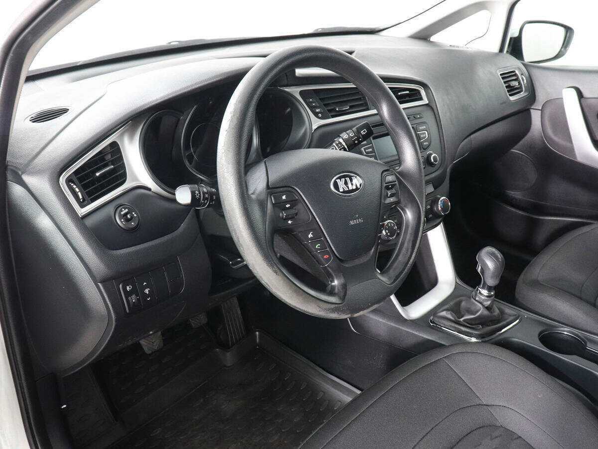 Купить Kia Ceed, 2018, 94 211 км.. Фото: #8