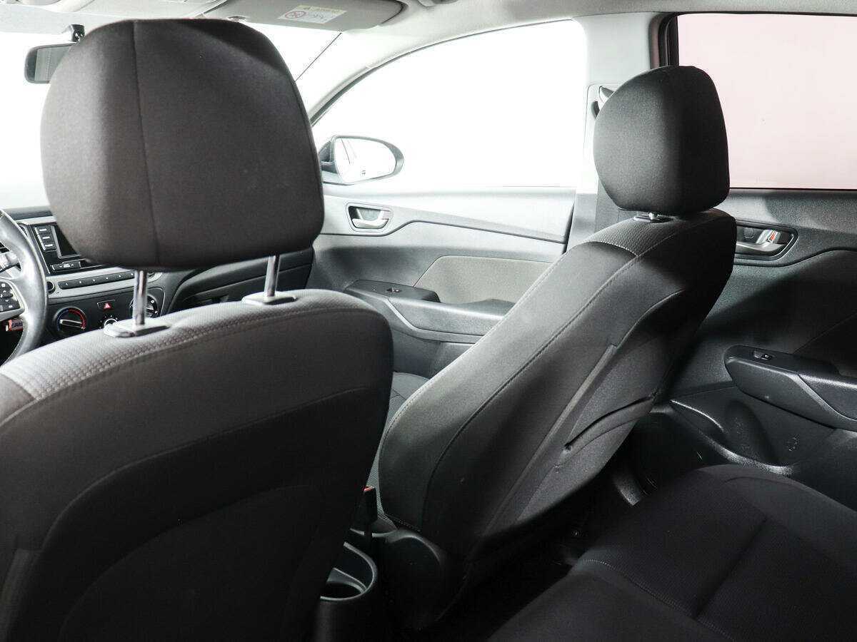 Купить Hyundai Solaris, 2018, 41 963 км.. Фото: #10