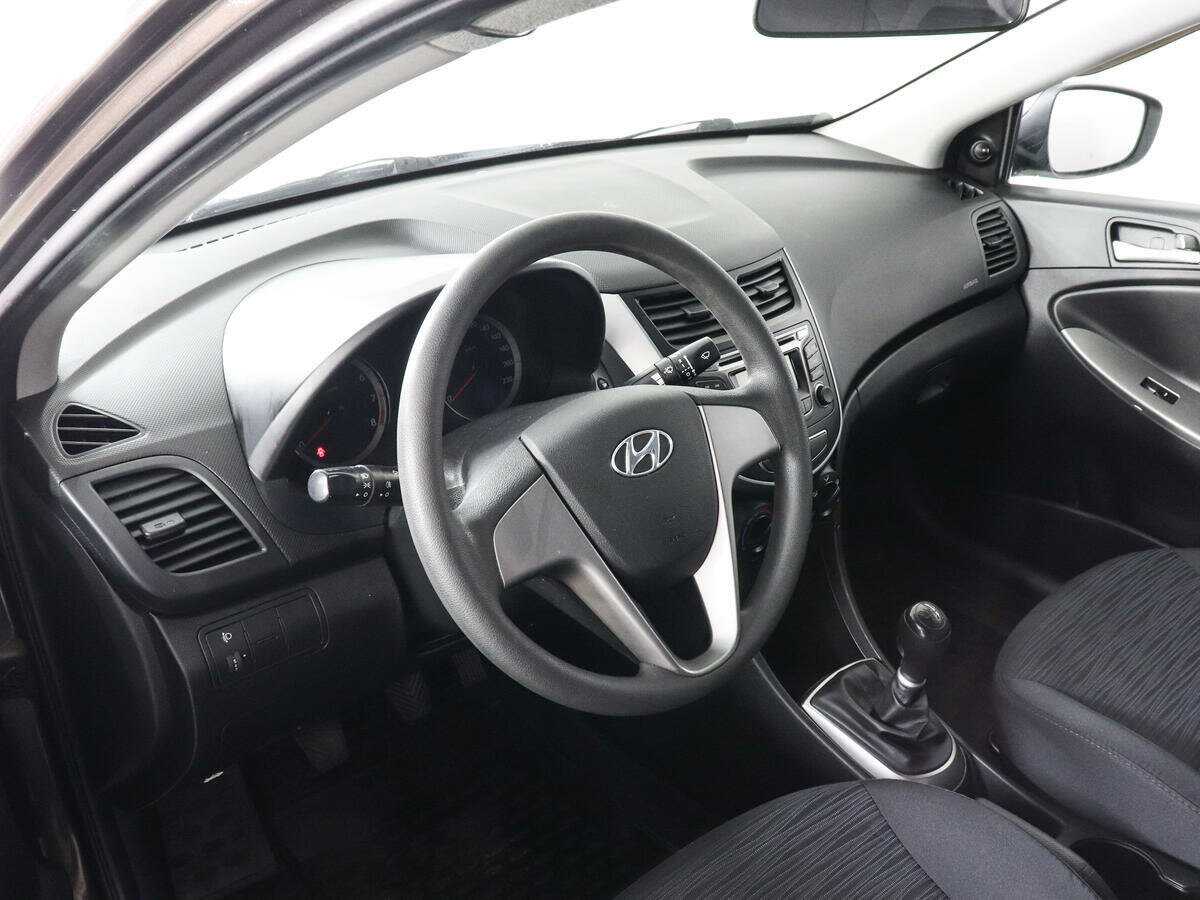 Купить Hyundai Solaris, 2016, 58 861 км.. Фото: #8