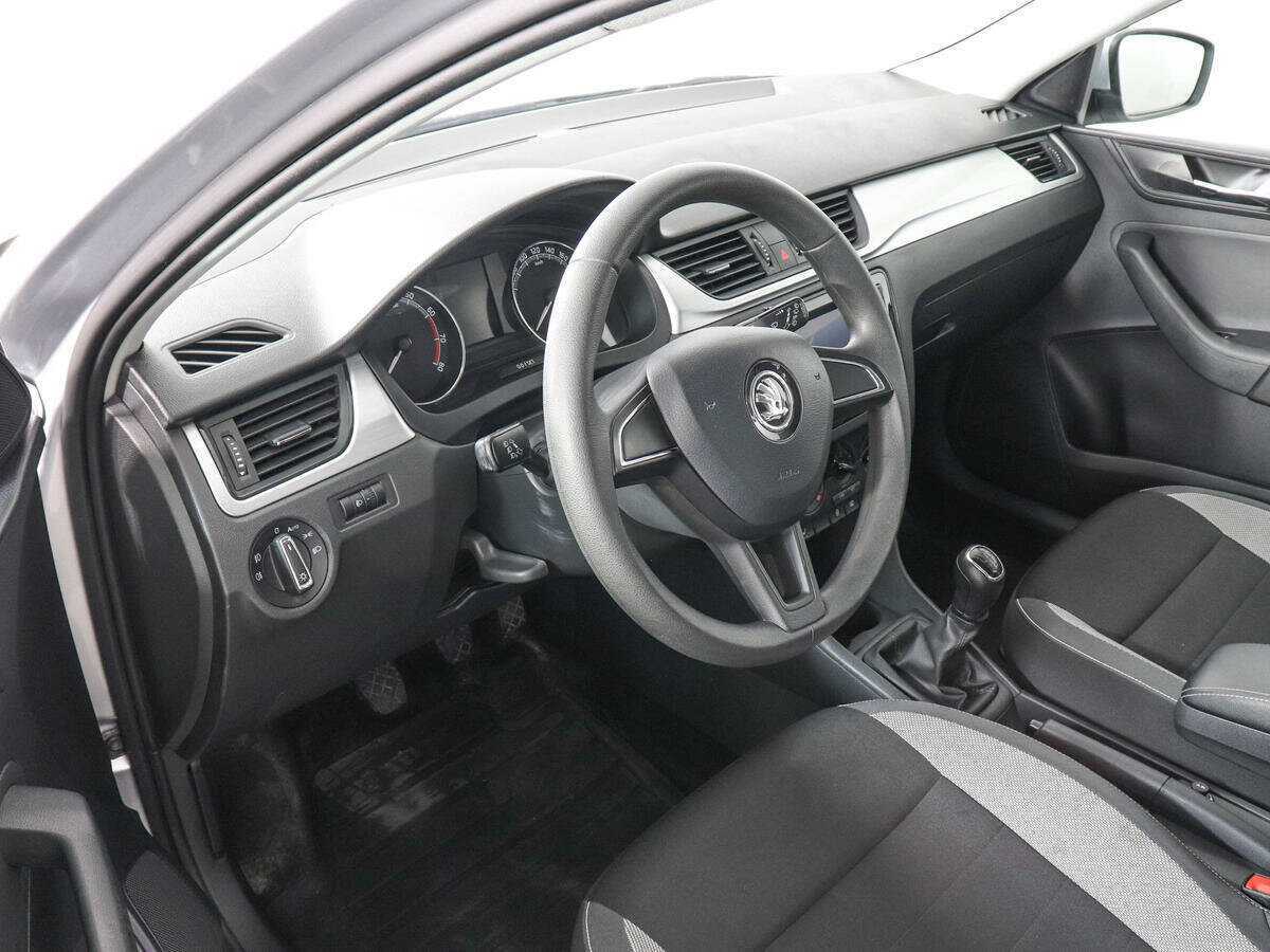 Купить Skoda Rapid, 2018, 115 540 км.. Фото: #8