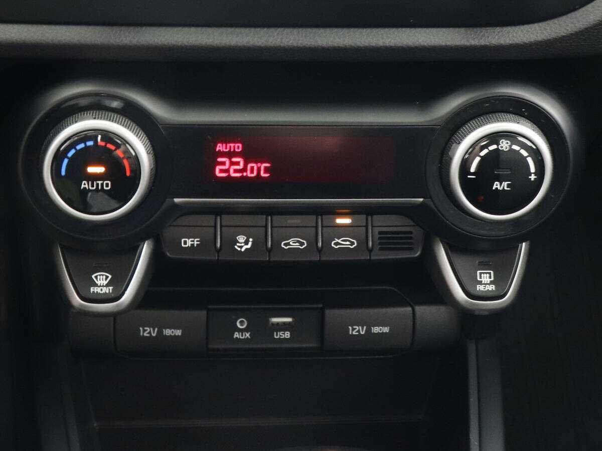 Купить Kia Rio, 2019, 66 090 км.. Фото: #14