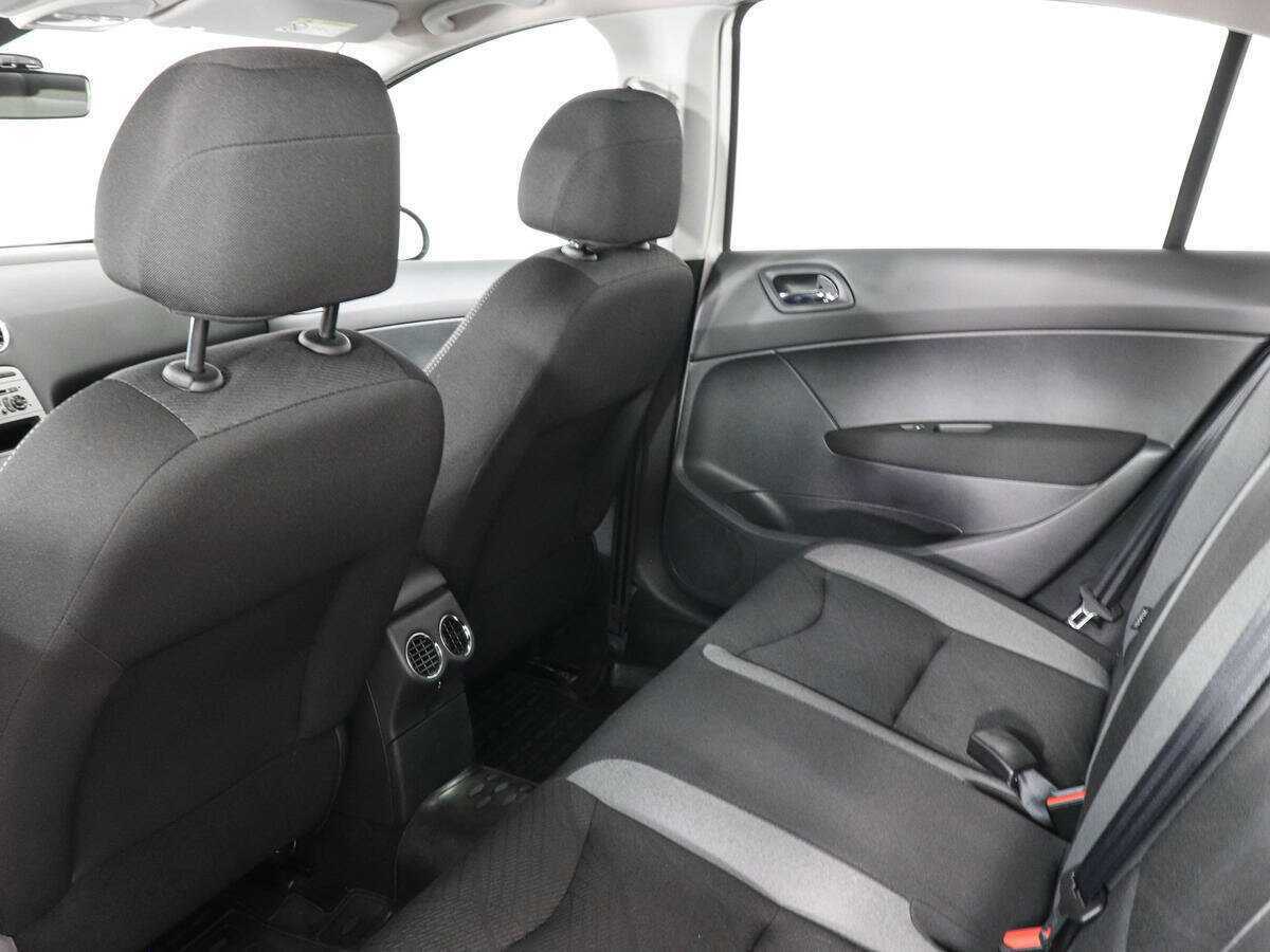 Купить Peugeot 408, 2016, 42 883 км.. Фото: #11