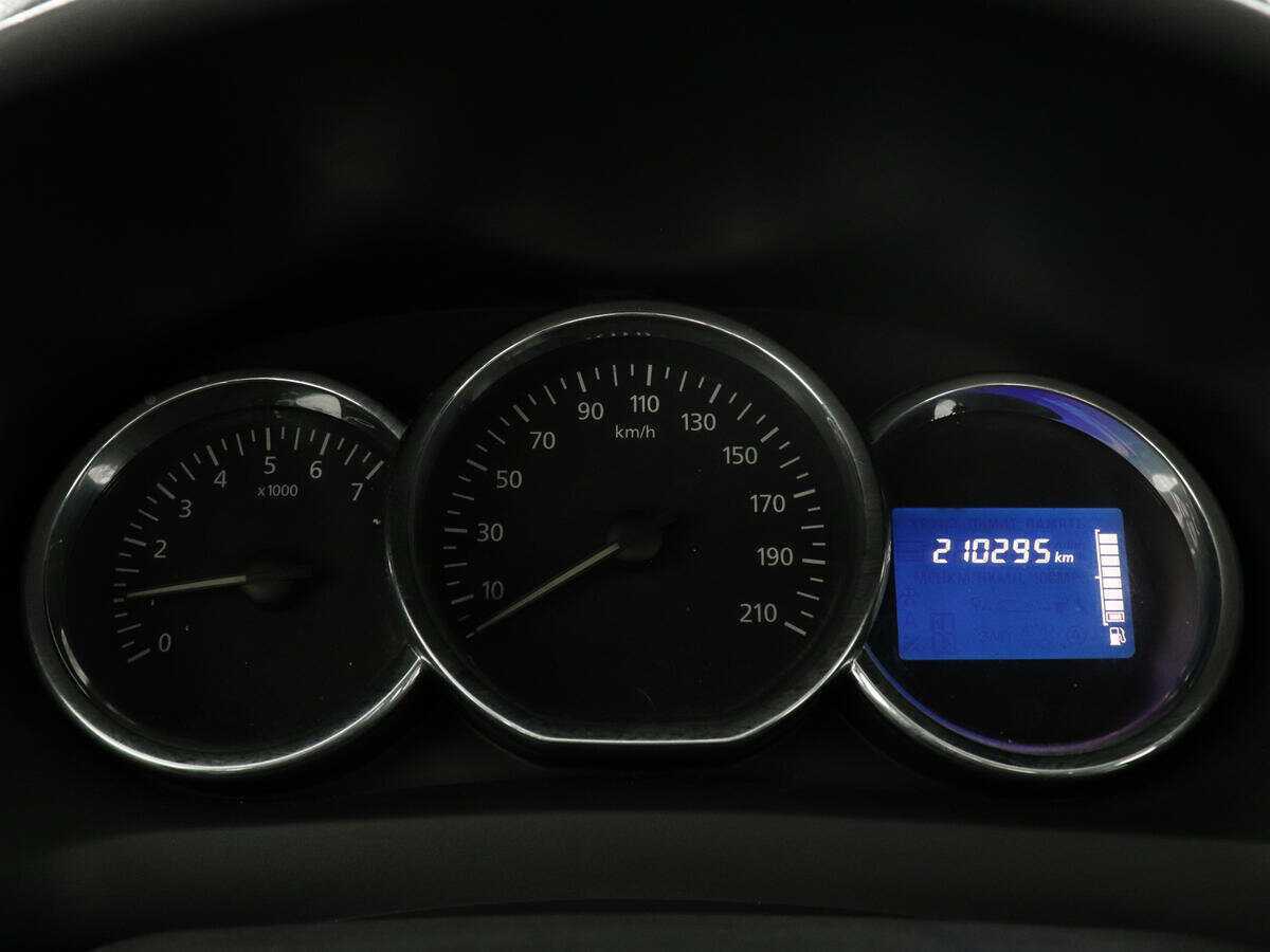 Купить Renault Logan, 2014, 210 294 км.. Фото: #6