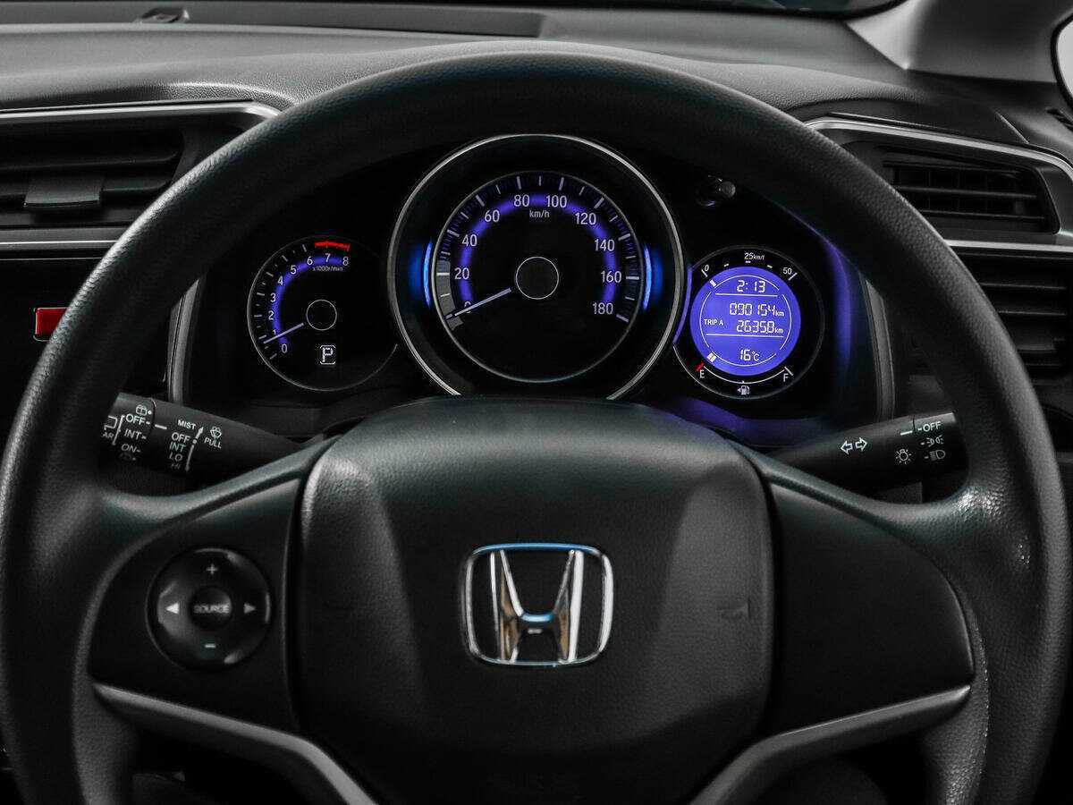 Купить Honda Fit, 2015, 90 169 км.. Фото: #15