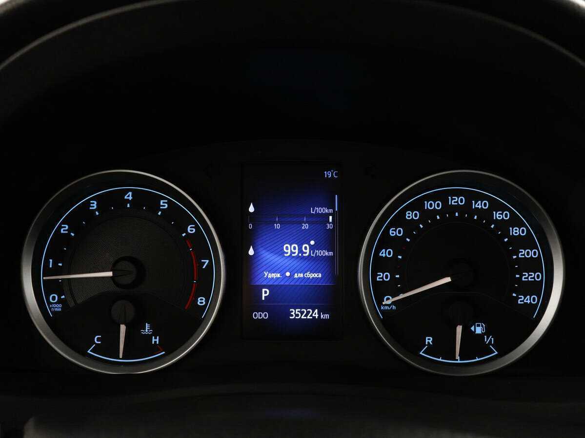 Купить Toyota Corolla, 2017, 35 222 км.. Фото: #10