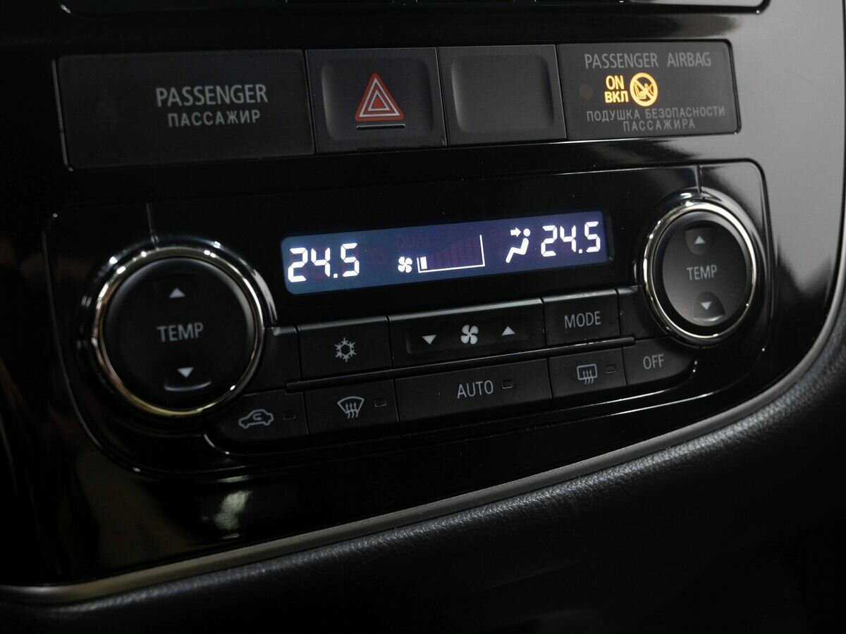 Купить Mitsubishi Outlander, 2016, 176 533 км.. Фото: #22