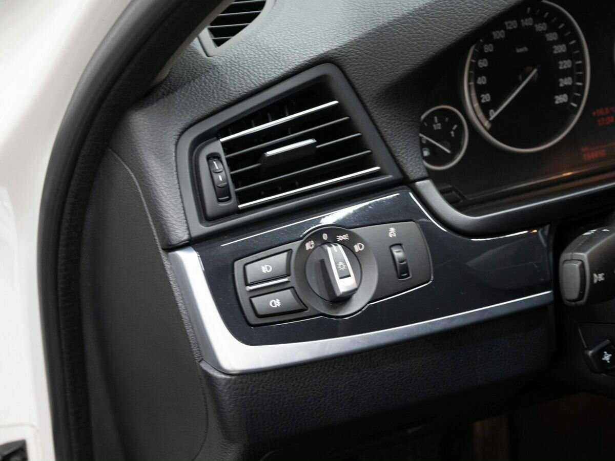 Купить BMW 5 серии, 2013, 155 000 км.. Фото: #22