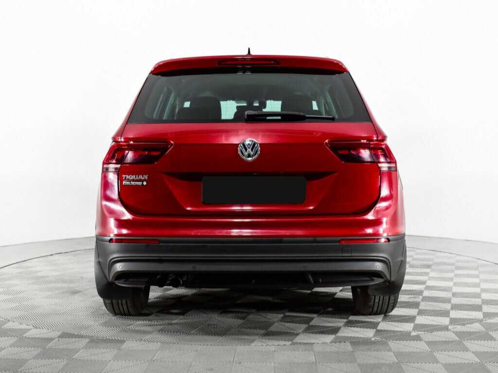 Купить Volkswagen Tiguan, 2018, 71 253 км.. Фото: #6