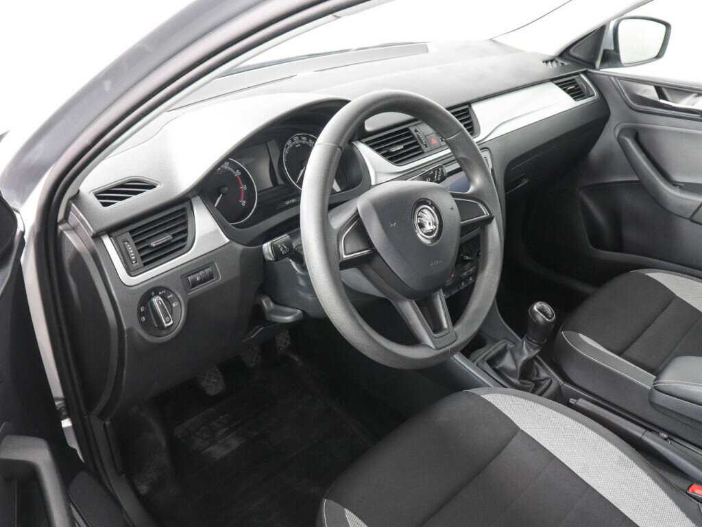 Купить Skoda Rapid, 2018, 127 499 км.. Фото: #8