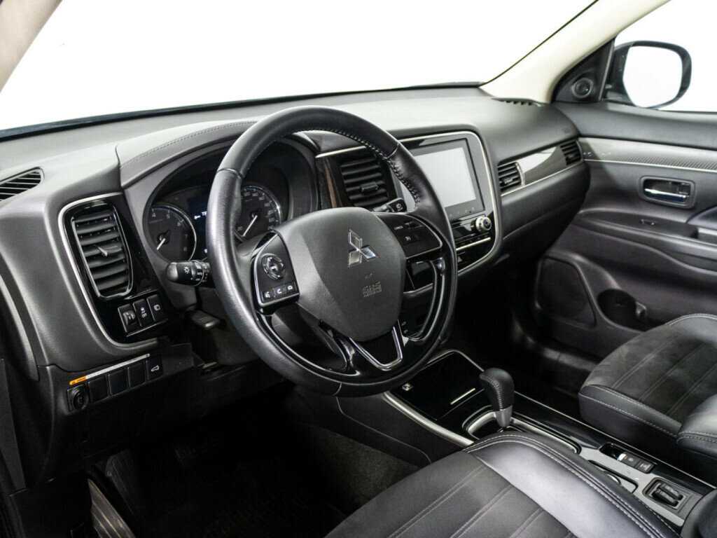 Купить Mitsubishi Outlander, 2021, 53 861 км.. Фото: #10