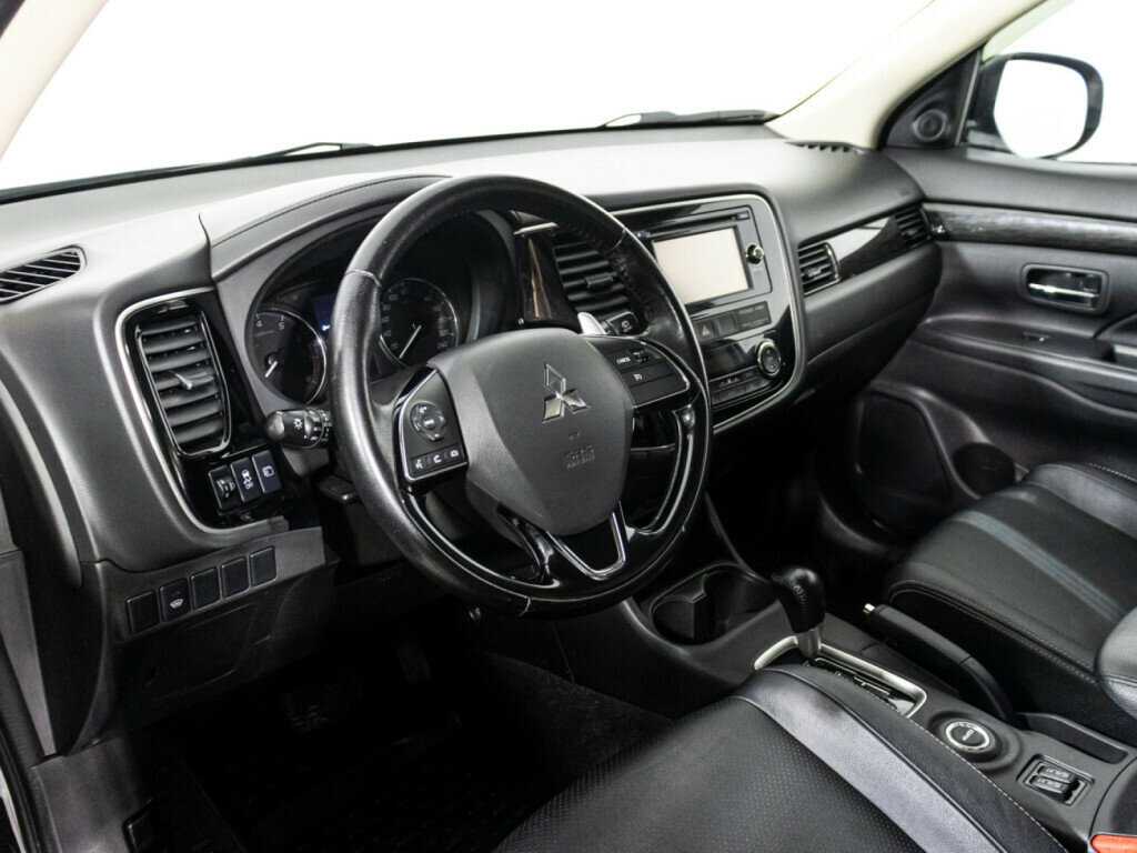 Купить Mitsubishi Outlander, 2016, 65 641 км.. Фото: #10
