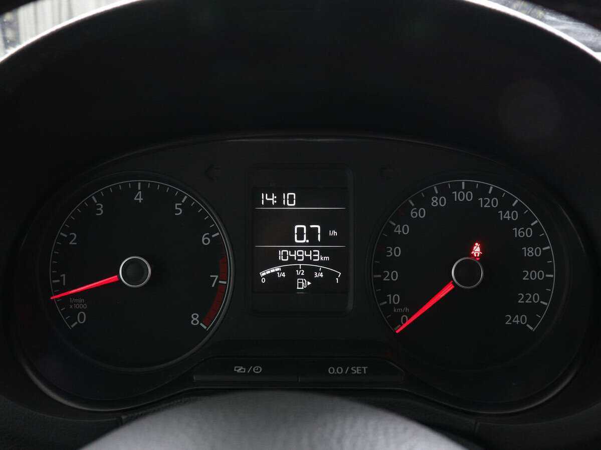 Купить Volkswagen Polo, 2015, 104 940 км.. Фото: #10