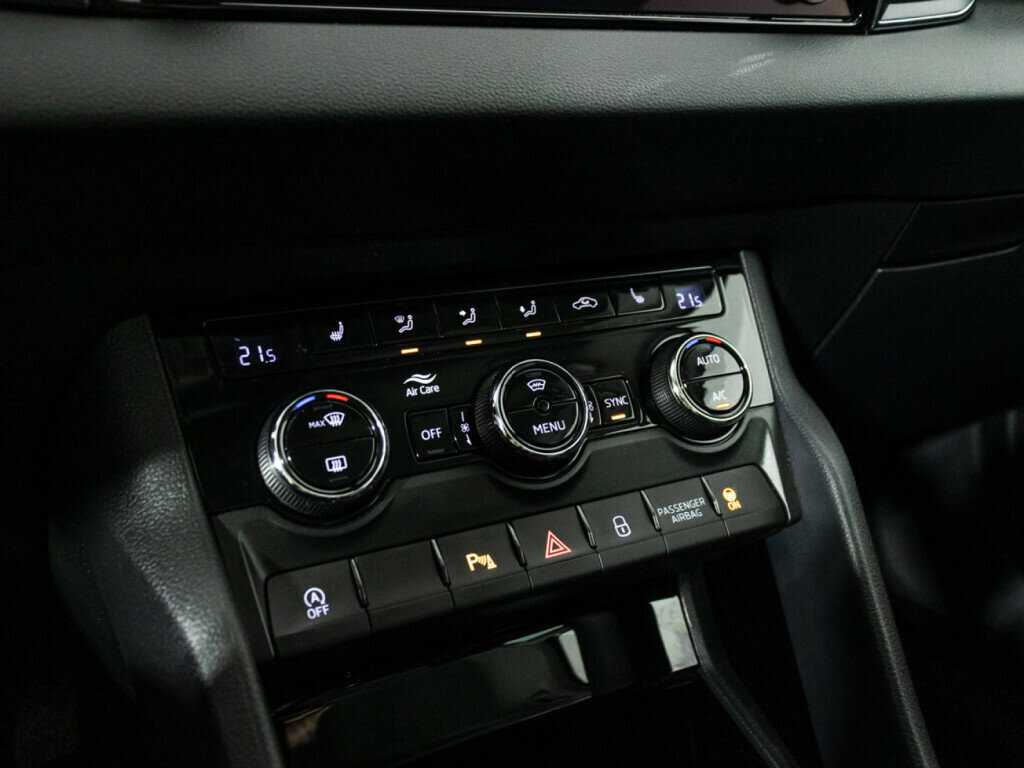 Купить Skoda Karoq, 2020, 65 643 км.. Фото: #16