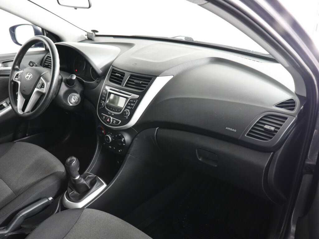 Купить Hyundai Solaris, 2012, 139 346 км.. Фото: #5