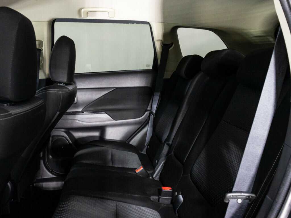 Купить Mitsubishi Outlander, 2017, 88 419 км.. Фото: #9