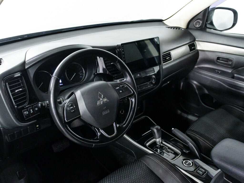 Купить Mitsubishi Outlander, 2017, 88 419 км.. Фото: #10