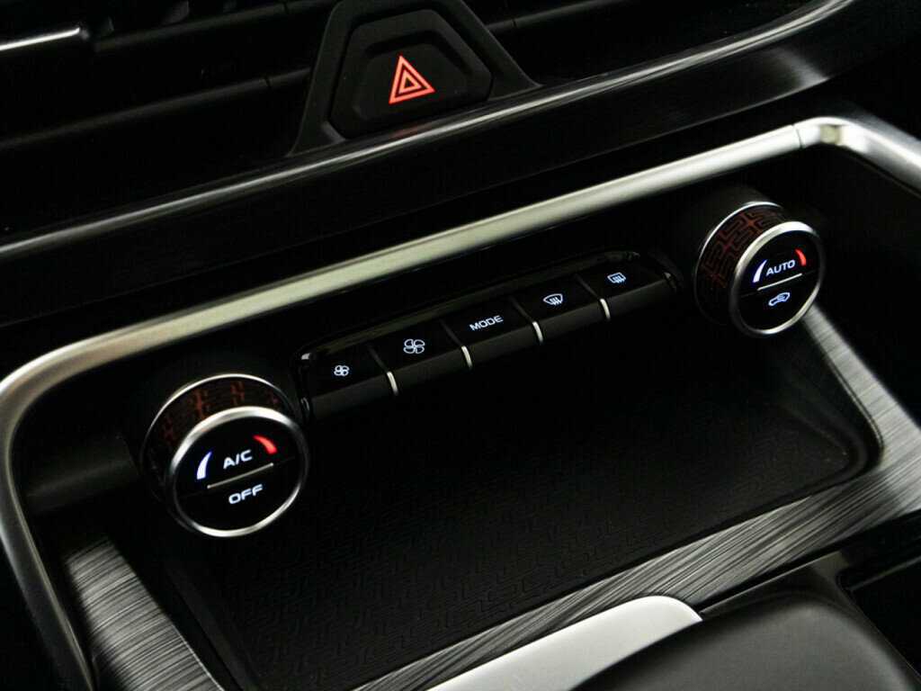 Купить Geely Tugella, 2021, 90 429 км.. Фото: #17