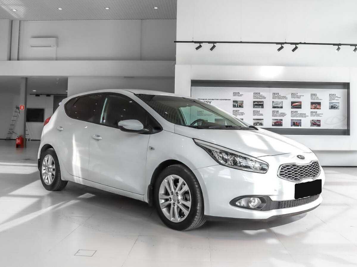 Купить Kia Ceed, 2013, 137 500 км.. Фото: #2