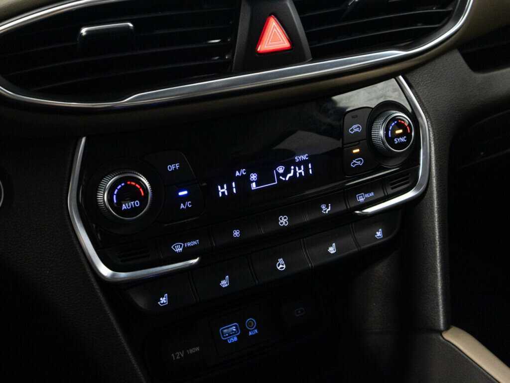 Купить Hyundai Santa Fe, 2019, 89 115 км.. Фото: #18