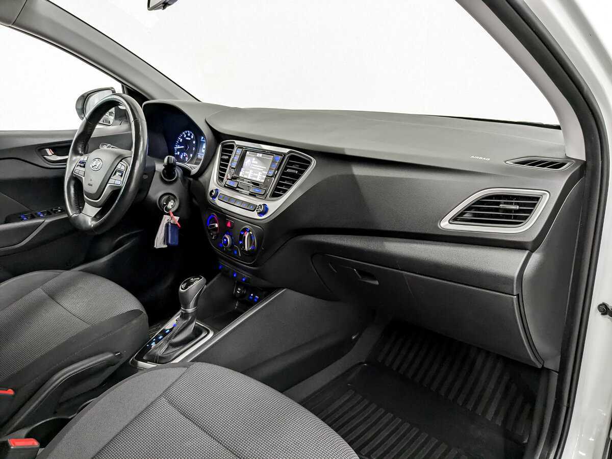 Купить Hyundai Solaris, 2017, 107 457 км.. Фото: #10