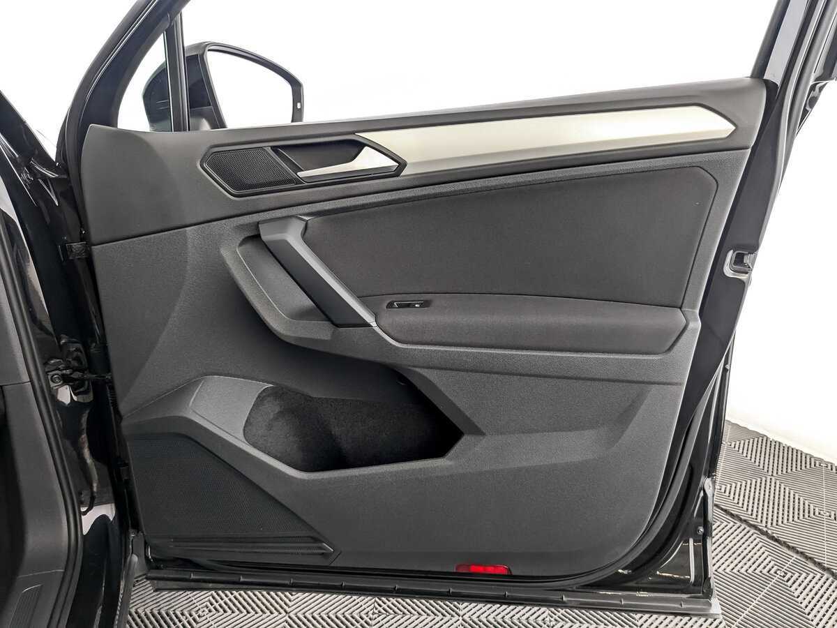 Купить Volkswagen Tiguan, 2020, 170 364 км.. Фото: #23