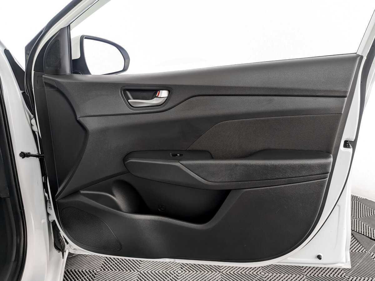 Купить Hyundai Solaris, 2018, 128 050 км.. Фото: #22