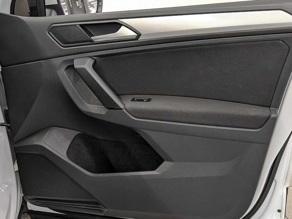 Купить Volkswagen Tiguan, 2020, 65 546 км.. Фото: #24