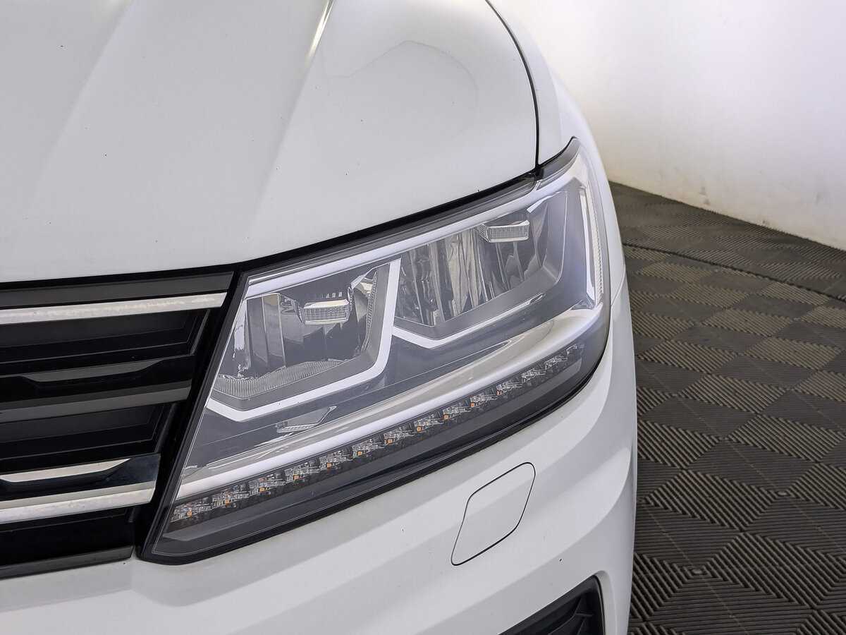 Купить Volkswagen Tiguan, 2018, 92 135 км.. Фото: #10