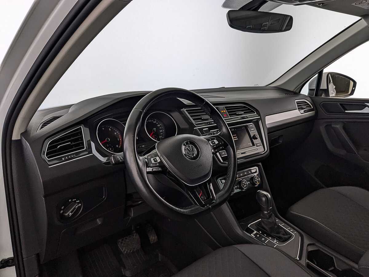 Купить Volkswagen Tiguan, 2018, 92 135 км.. Фото: #14