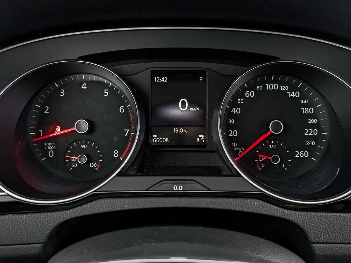 Купить Volkswagen Passat, 2019, 66 006 км.. Фото: #15