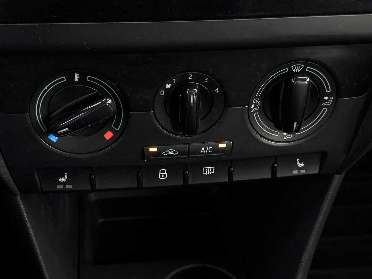 Купить Skoda Rapid, 2017, 195 557 км.. Фото: #19