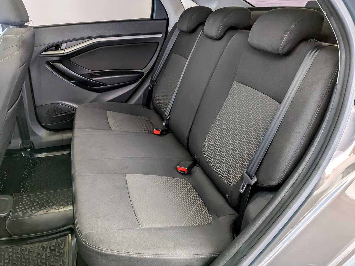 Купить Lada (ВАЗ) Vesta, 2017, 64 289 км.. Фото: #11