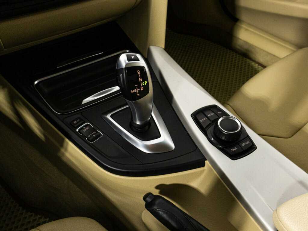 Купить BMW 3 серии, 2014, 163 184 км.. Фото: #15