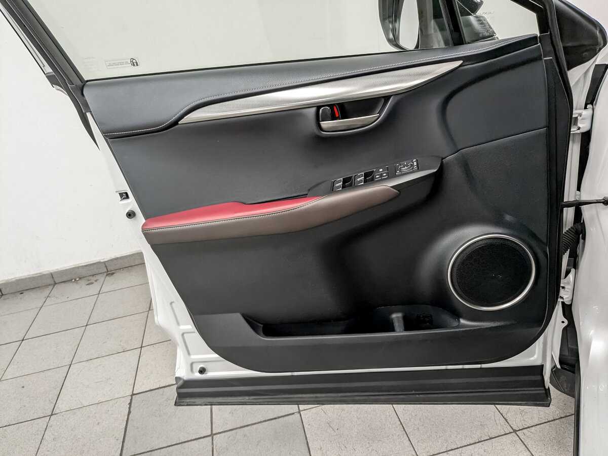 Купить Lexus NX, 2018, 59 647 км.. Фото: #18