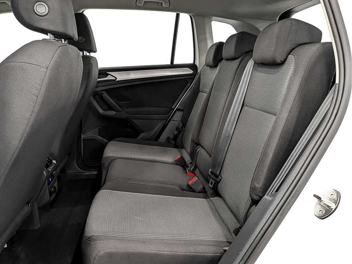 Купить Volkswagen Tiguan, 2021, 157 146 км.. Фото: #17