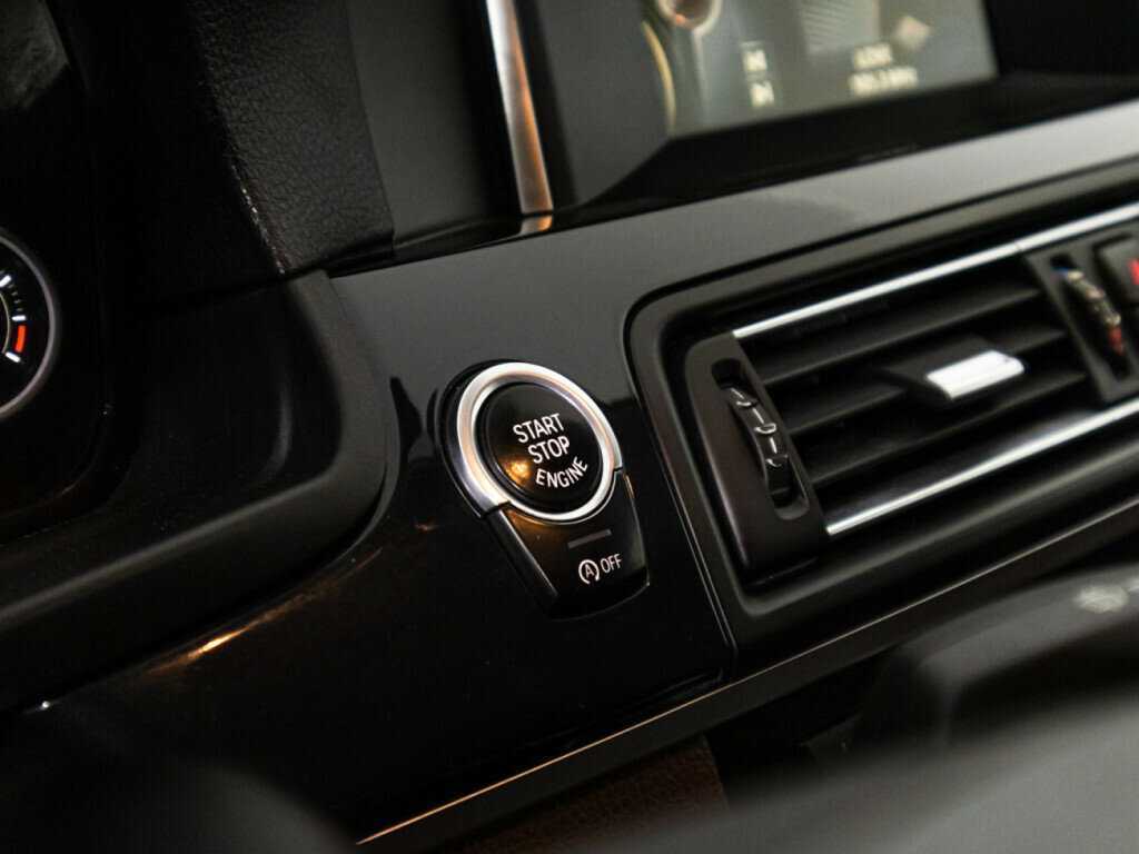 Купить BMW 5 серии, 2015, 167 388 км.. Фото: #16