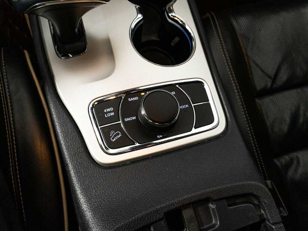 Купить Jeep Grand Cherokee, 2014, 237 994 км.. Фото: #19