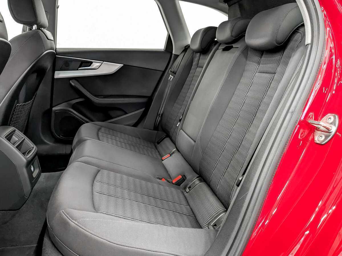 Купить Audi A4, 2017, 135 875 км.. Фото: #11