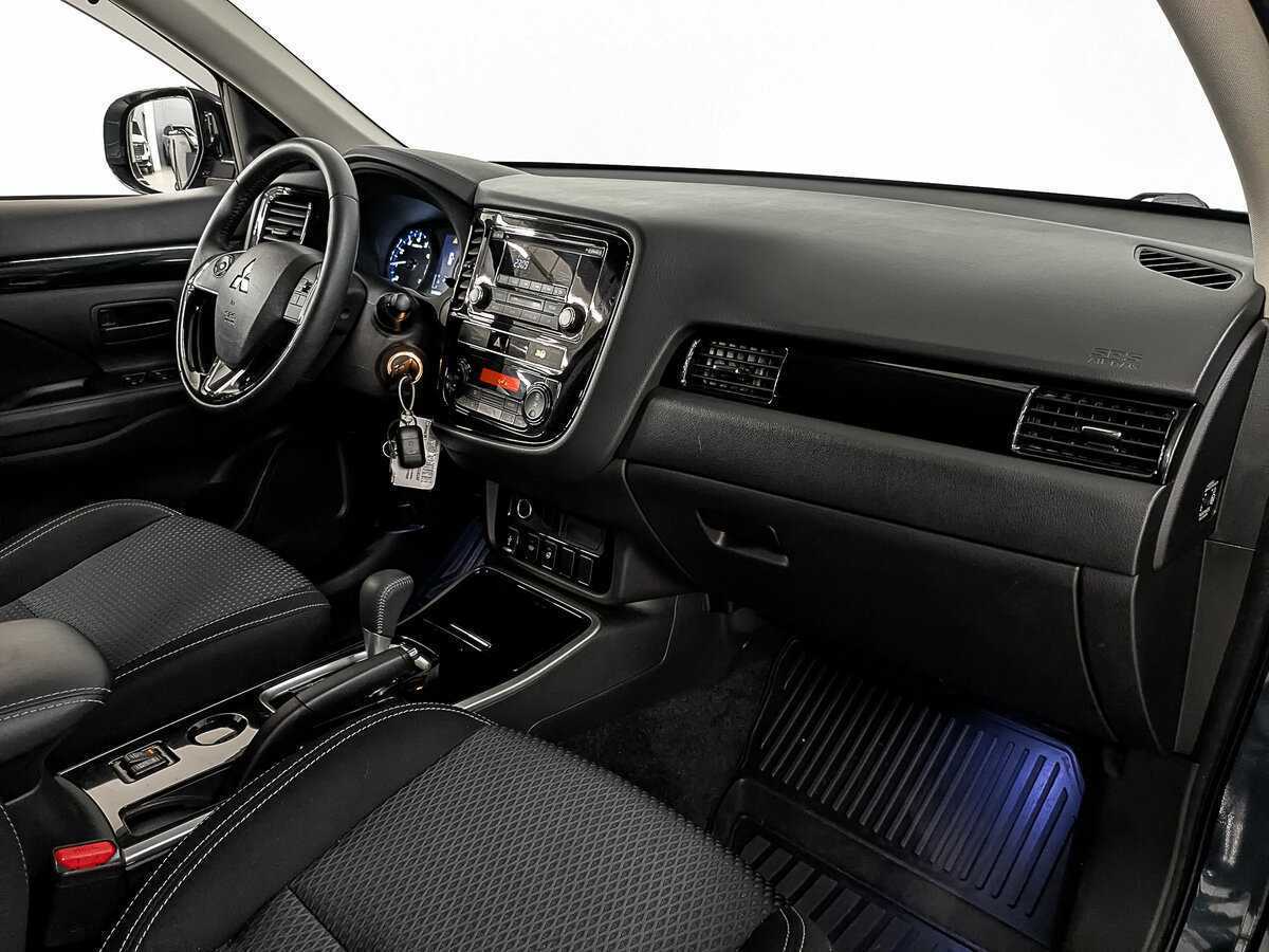 Купить Mitsubishi Outlander, 2019, 49 654 км.. Фото: #10