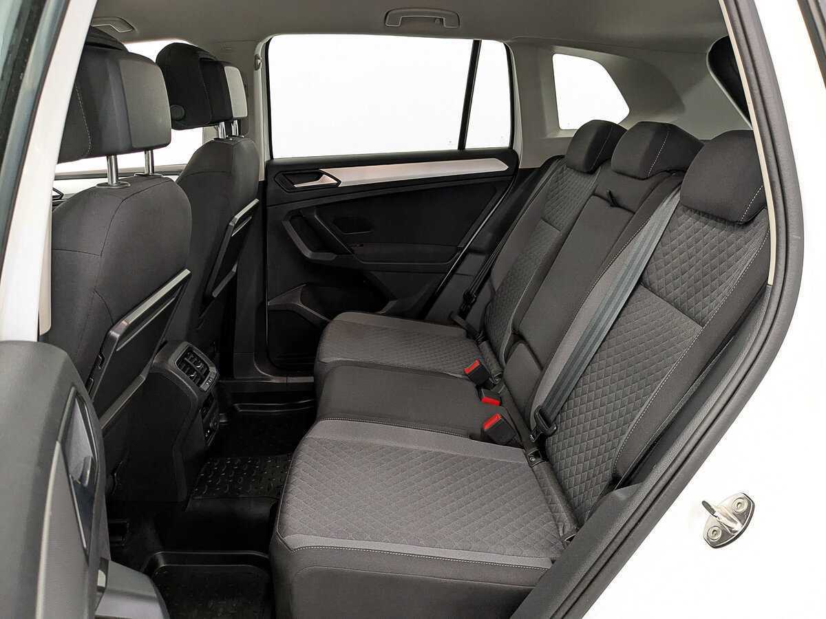 Купить Volkswagen Tiguan, 2020, 79 397 км.. Фото: #17