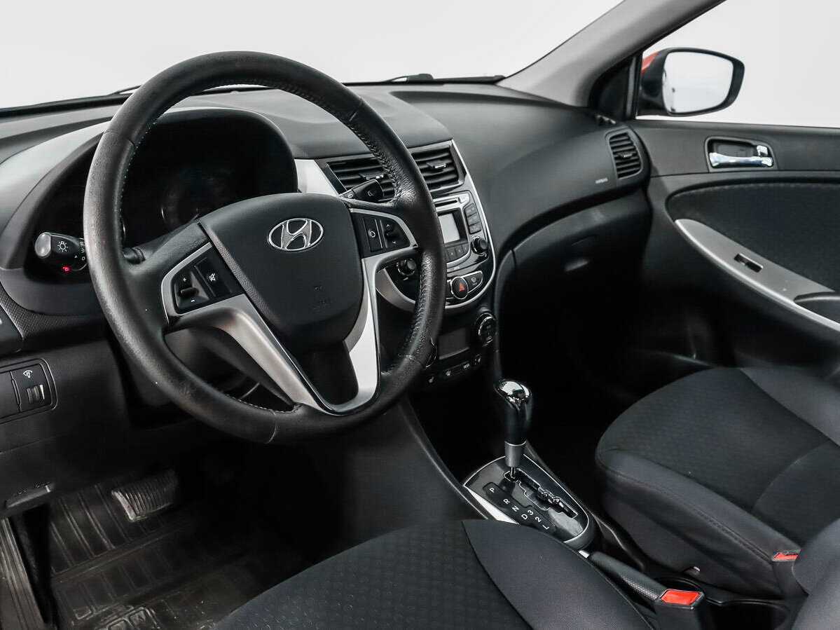 Купить Hyundai Solaris, 2012, 178 262 км.. Фото: #8