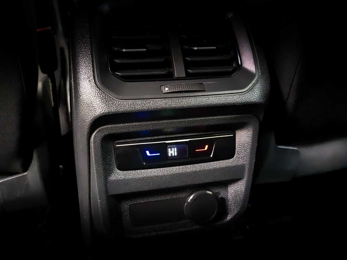 Купить Volkswagen Tiguan, 2021, 125 676 км.. Фото: #25