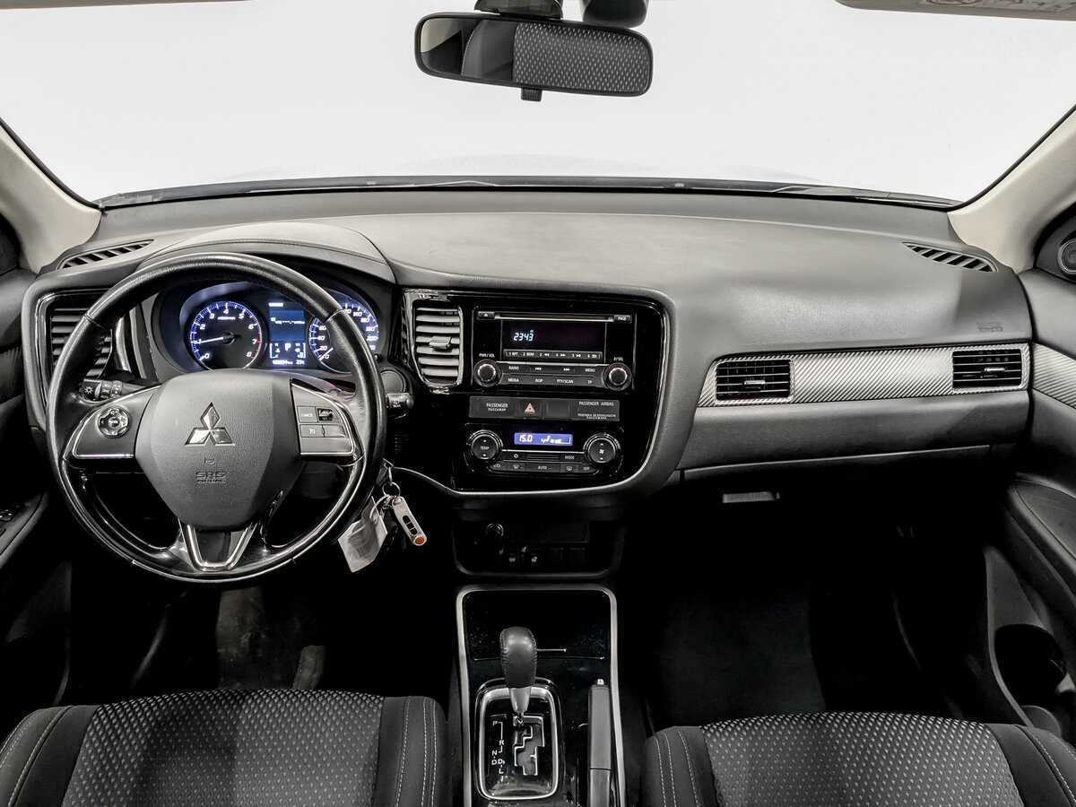 Купить Mitsubishi Outlander, 2017, 168 002 км.. Фото: #13